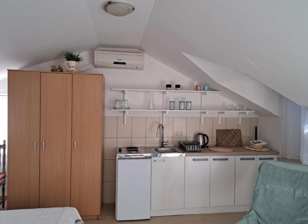 Guesthouse Ursic Selca  Exterior foto